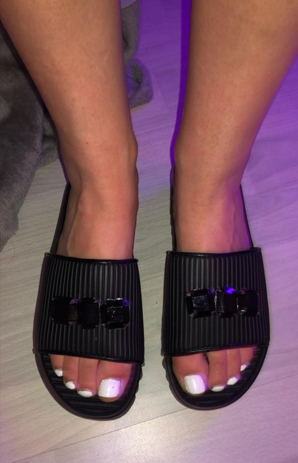 Lucy's sexy feet 19 year old #vkIl8aTx