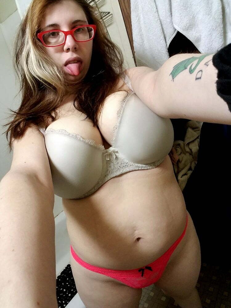 Hot Nerdy Girls Porn - Sexy chubby nerd girl glasses - Porn Videos & Photos - EroMe