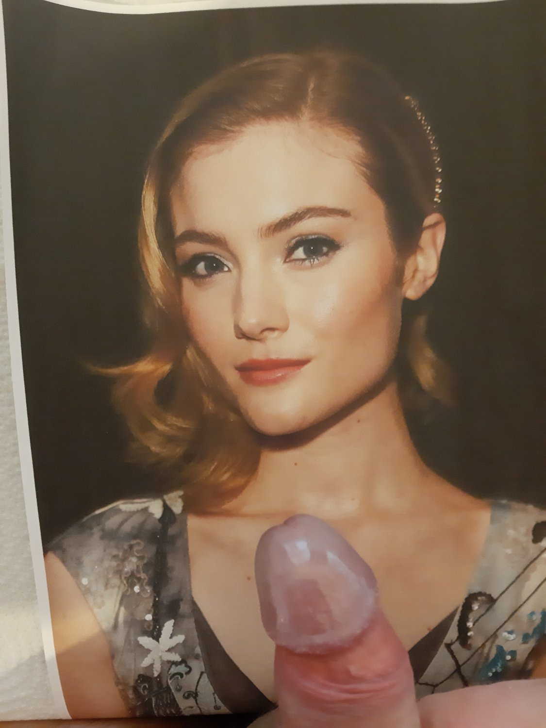 Skyler Samuels Cum Tribute #0GalaFrM