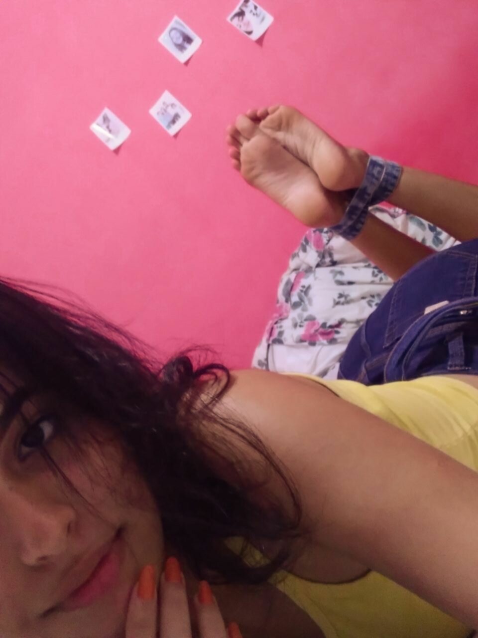 Cuck’s Gf’s Delicious Feet #V81X3lSG