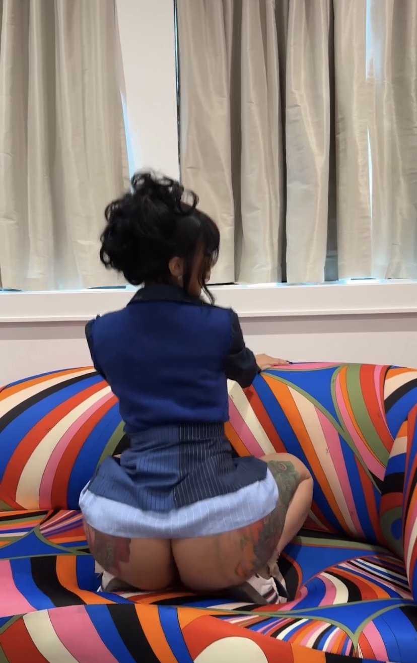 Cardi B #RSs2ulB4