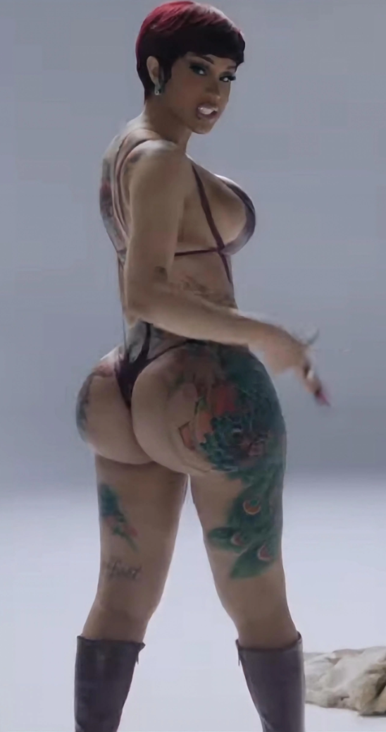 Cardi B #SbMq0RVC