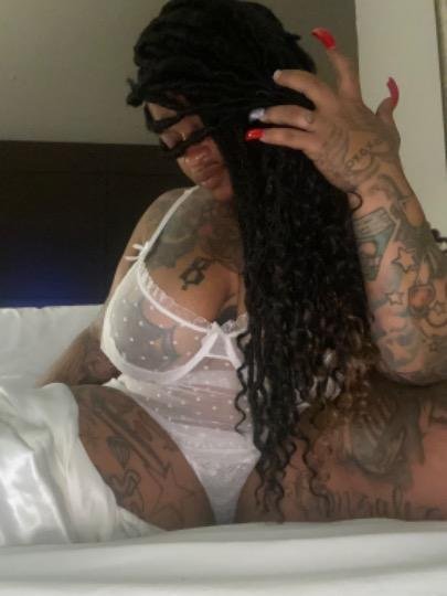 Tatted and caked up #j1aSfBCR